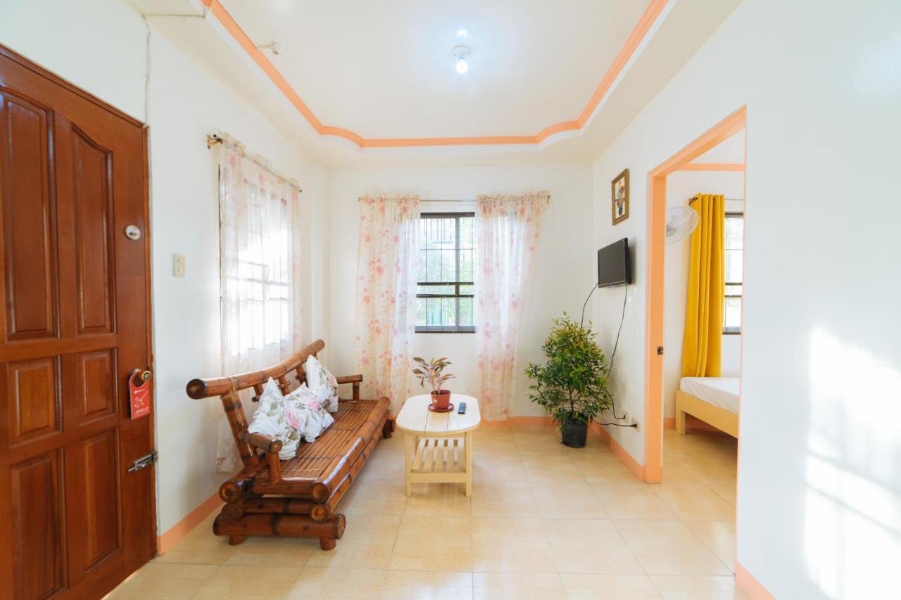 Reddoorz @ Q Abeto Street Mandurriao Hotel Iloilo Exterior foto