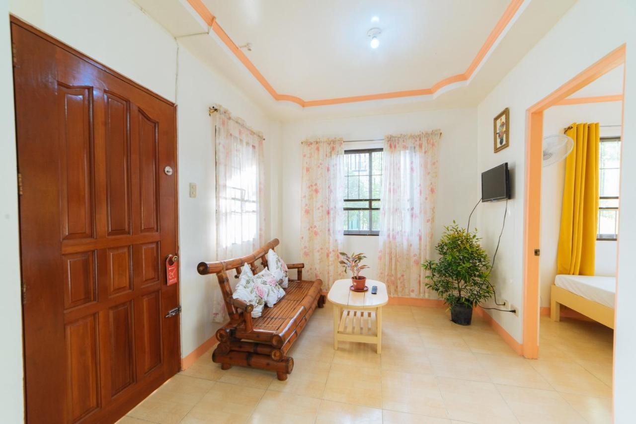 Reddoorz @ Q Abeto Street Mandurriao Hotel Iloilo Exterior foto