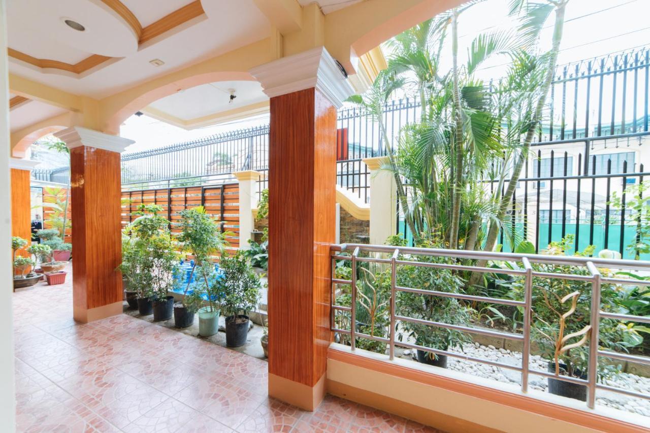 Reddoorz @ Q Abeto Street Mandurriao Hotel Iloilo Exterior foto